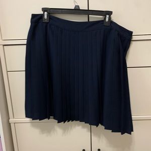 Navy pleaded skirt plus size